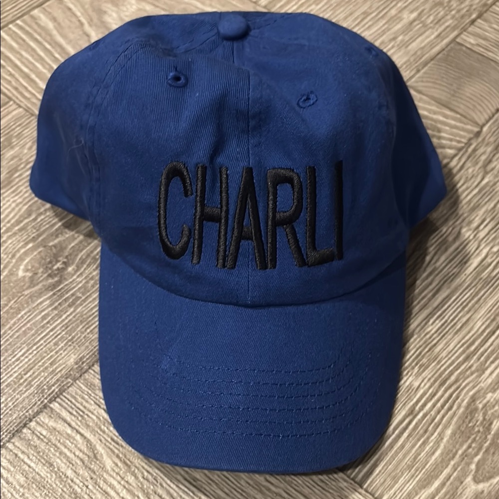 Charli XCX hat
